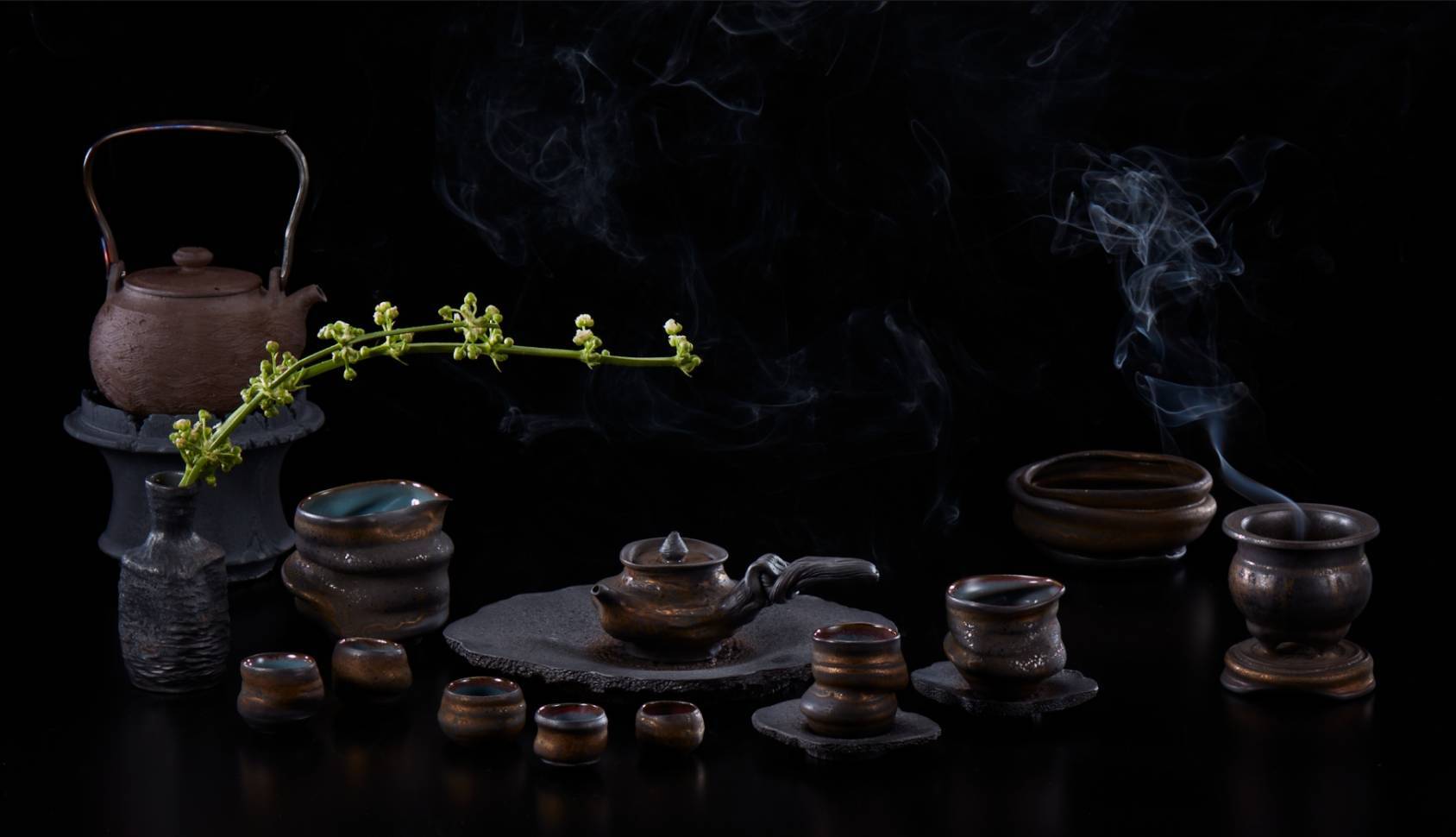 邱秀三《行雲流水》 南投縣玉山美術獎-工藝類