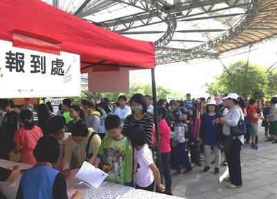 本系協辦客委會辦理「藝起來寫客家詩~六堆全國客家詩書法大賽」獲得各界一致的推崇與讚揚圖片